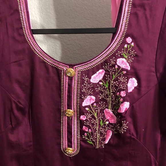 Indian/ Punjabi salwar suit - Picture 4 of 9